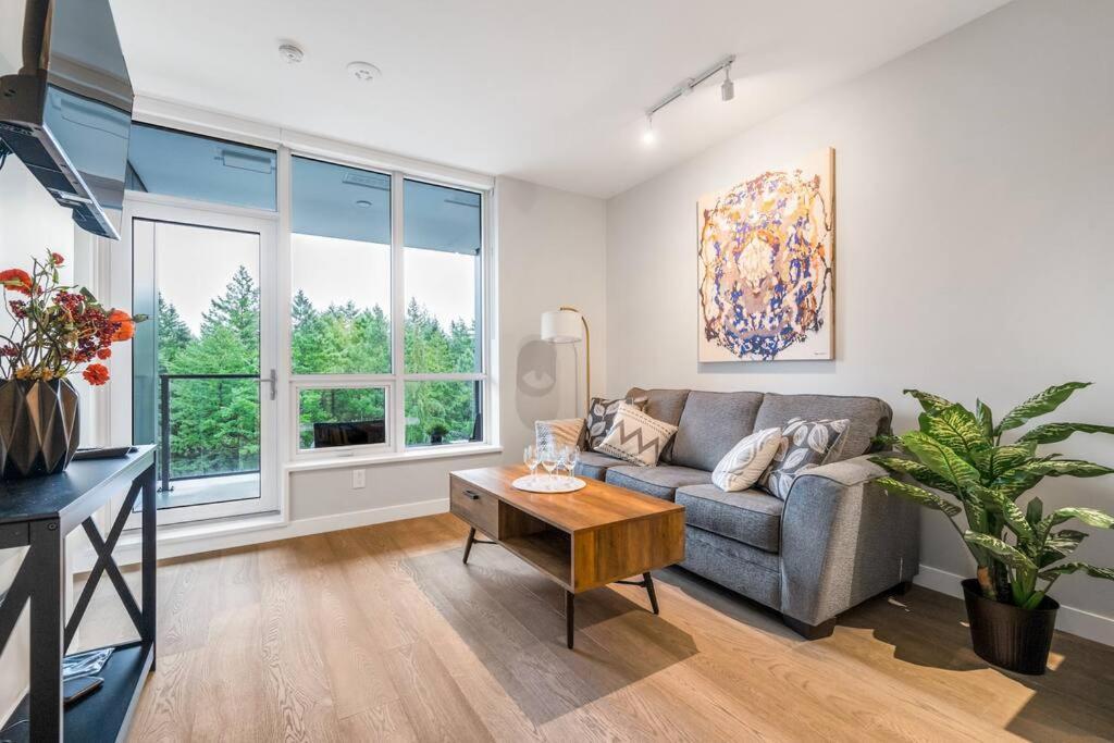 Modern Comfort At Ubc: 1Br Condo Near Campus แวนคูเวอร์ ภายนอก รูปภาพ
