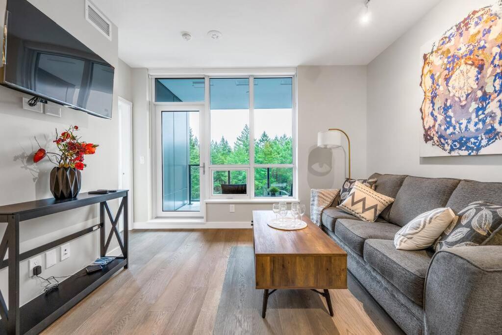 Modern Comfort At Ubc: 1Br Condo Near Campus แวนคูเวอร์ ภายนอก รูปภาพ